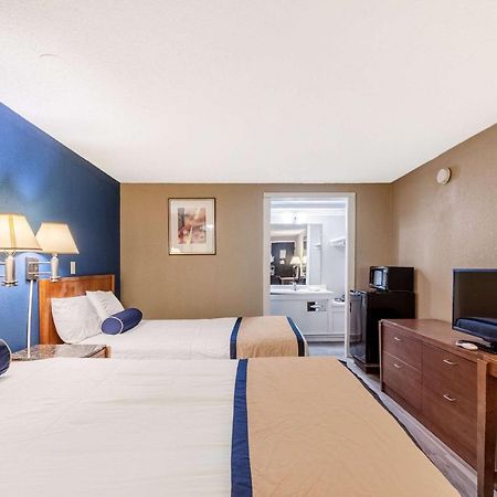 Value Inn Kenosha I-94 - Exit 344 Плезант Прейри Экстерьер фото