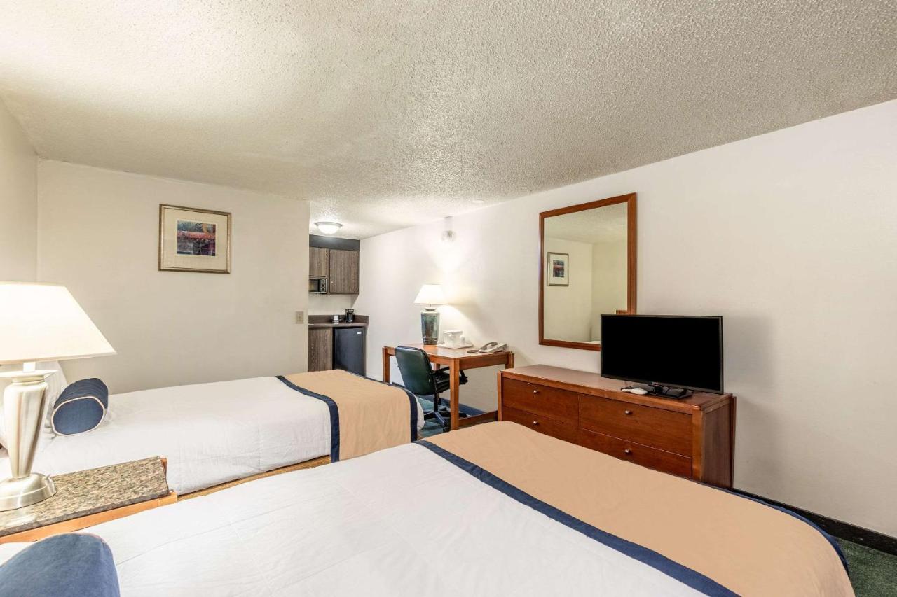 Value Inn Kenosha I-94 - Exit 344 Плезант Прейри Экстерьер фото