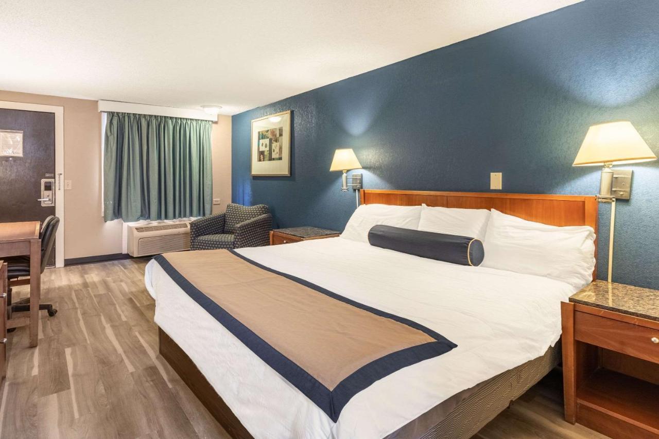 Value Inn Kenosha I-94 - Exit 344 Плезант Прейри Экстерьер фото